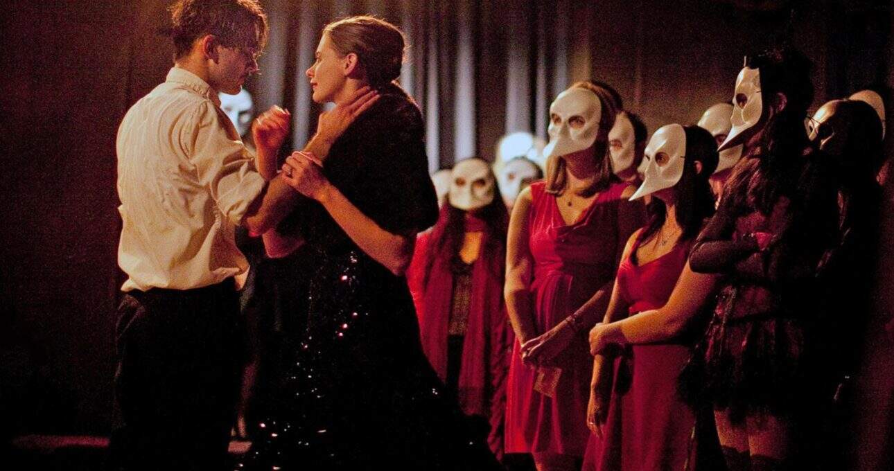 Esempio di teatro immersivo "Sleep No More".