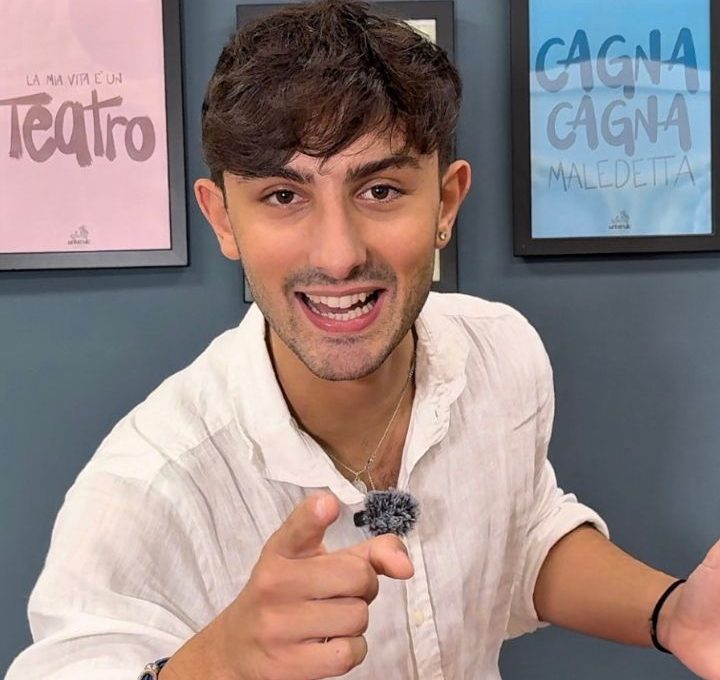 Rocco Vella, conduttore del videopodcast Fuori Scena